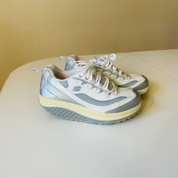 **SOLD** Sketchers Shape-Ups - Picture 1 of 5